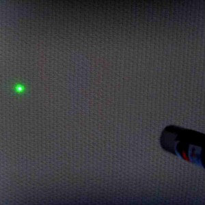 Продам: Лазерная указка с зелёным лазером