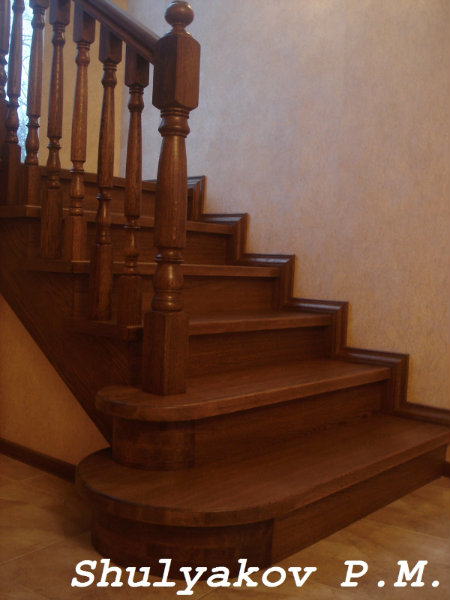 Продам: лестницы(дуб,сосна)
