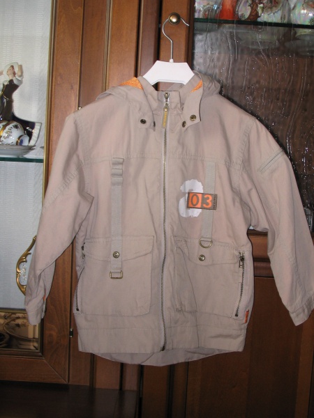 Продам: Куртка - ветровка "PAMPOLINO"