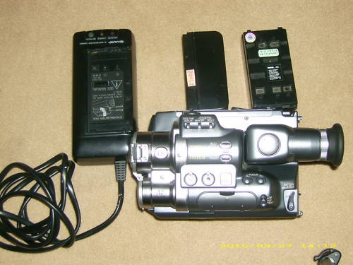 Продам: Раритет! Видеокамера SHARP  Vl-Mx7S-Gy