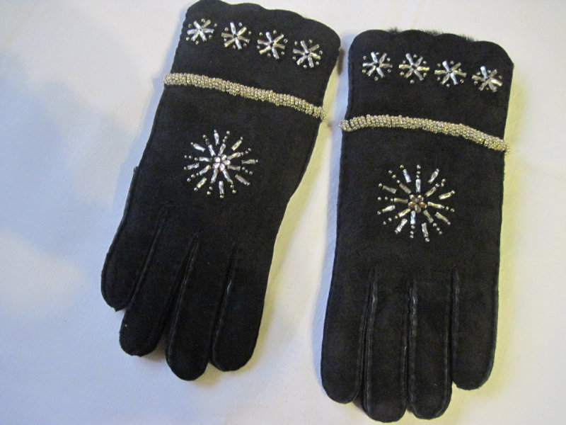 Продам: Варежки и перчатки