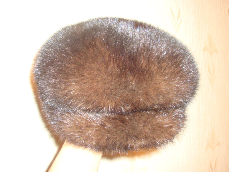 Продам: меховую шапку