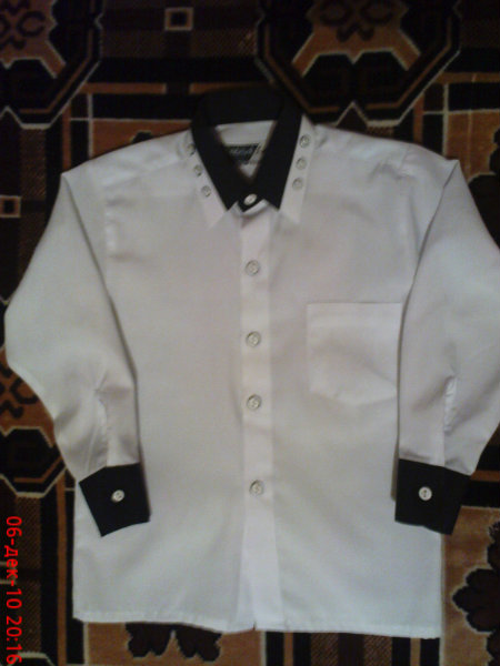 Продам: белая рубашка на мальчика