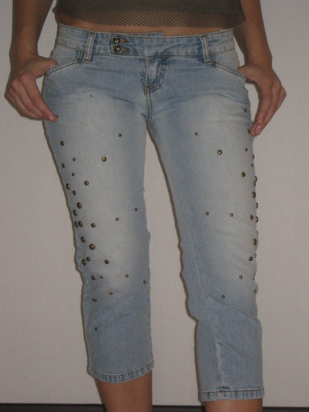 Продам: бриджи стильные джинсовые