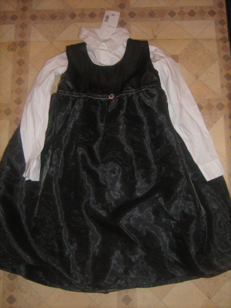 Продам: Нарядное платье 7-8 лет