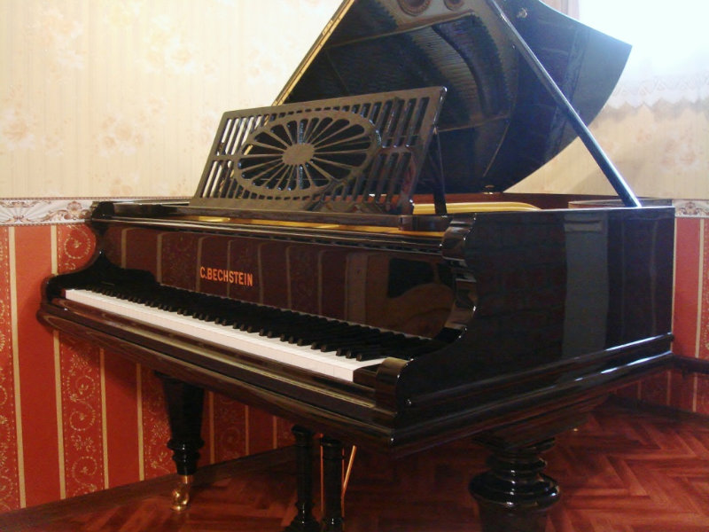 Продам: отреставрированный рояль