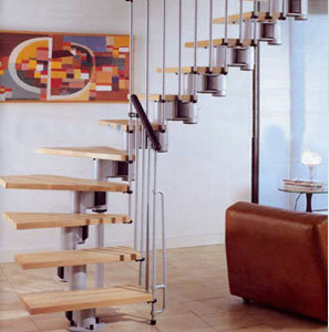 Продам: Межэтажную лестницу на метал-ком каркасе