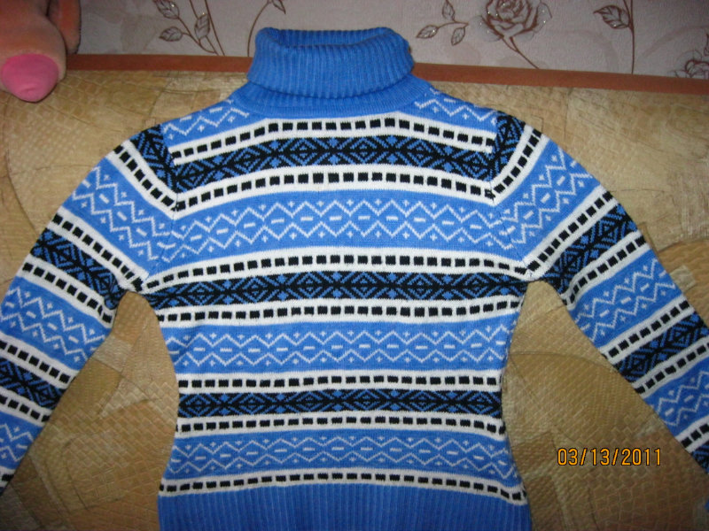 Продам: свитерок