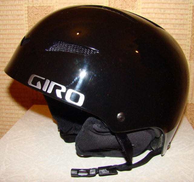 Продам: Шлем для сноуборда