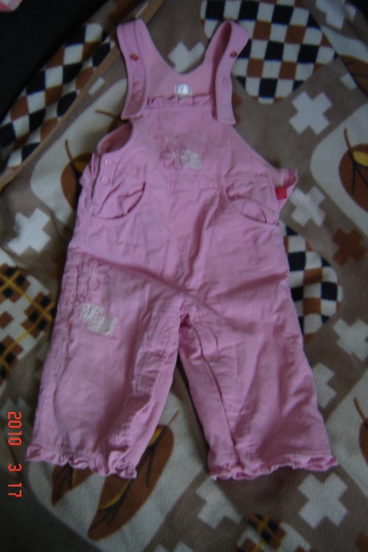 Продам: Одежда на девочку 1-3 года