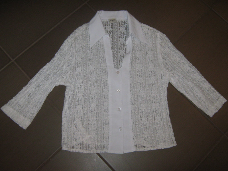 Продам: блузка - рубашка из кружева