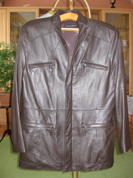 Продам: Куртка кожаная коричневая