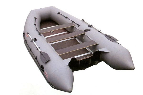 Продам: надувную лодку "Титан 420" ПВХ