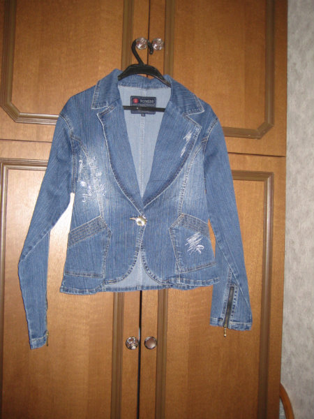 Продам: пиджак джинсовый