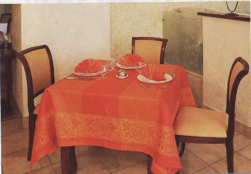 Продам: Белорусское столовое белье из льна