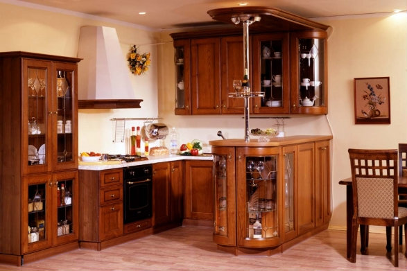 Продам: Продам Кухонная мебель с Итальянскими фа