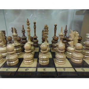 Продам: Шахматный набор Лакированный клен.