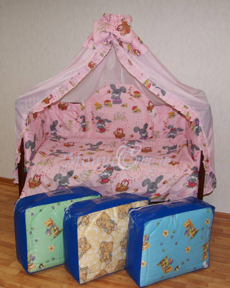 Продам: Комплект в детскую кроватку (7 предметов