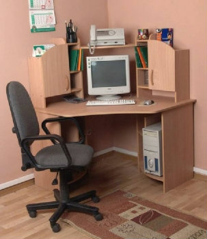 Продам: Компьютерный стол "Хакер люкс"