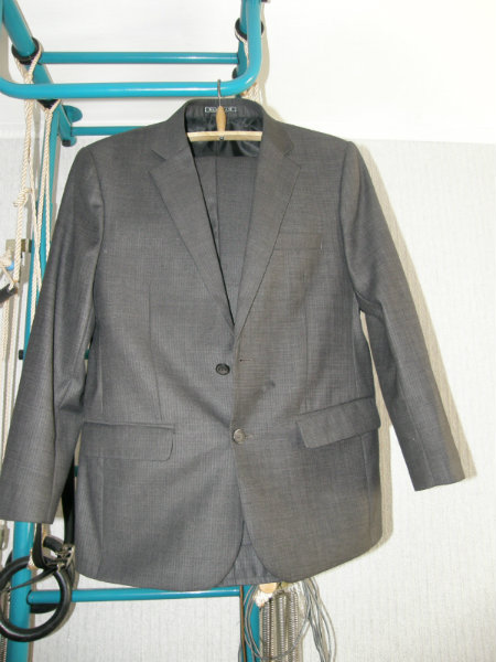 Продам: костюм пиджак+брюки классический крой