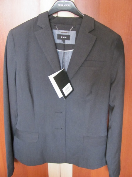 Продам: новый пиджак ostin