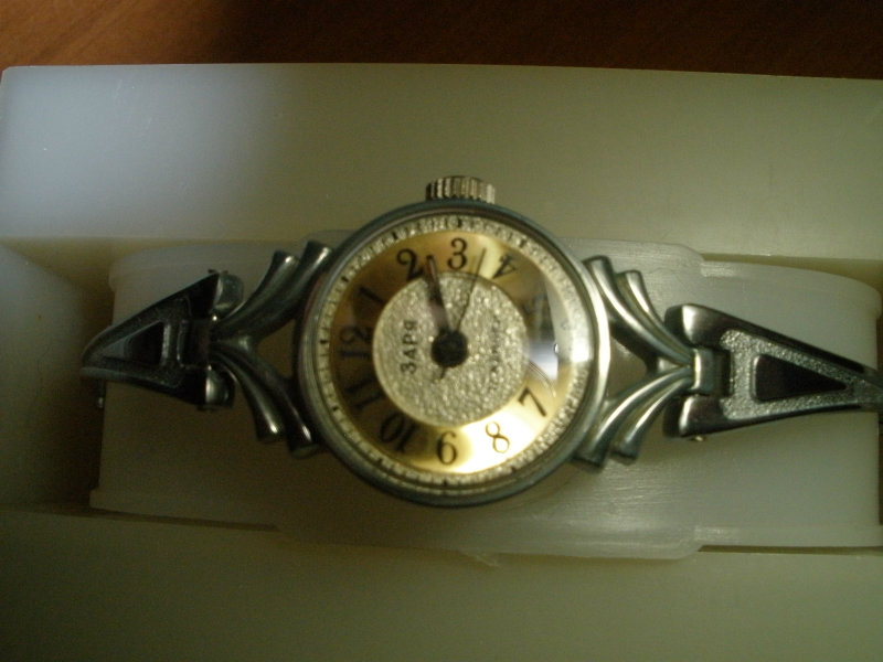 Продам: Женские часы