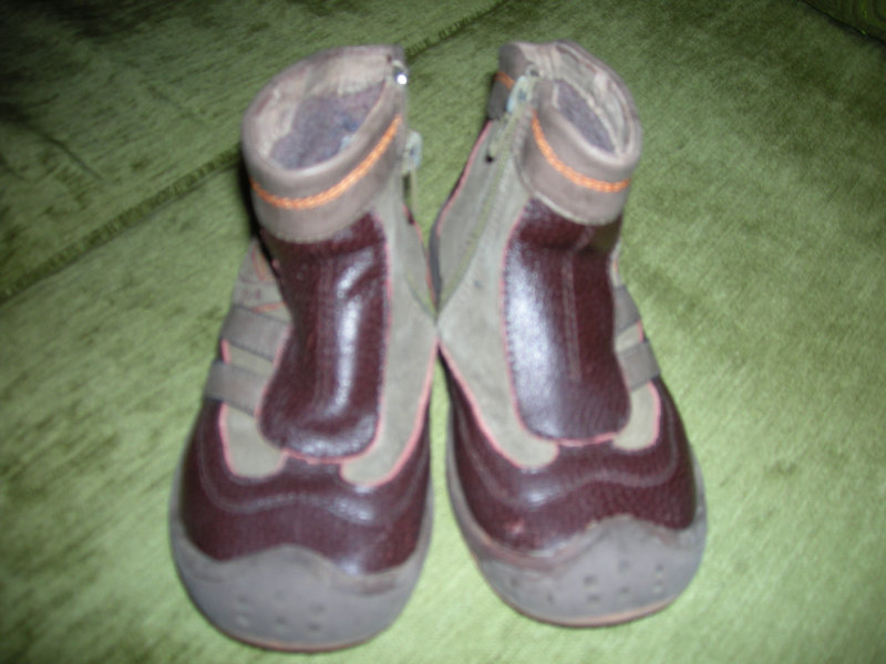 Продам: ботиночки на мальчика