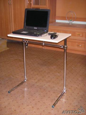 Продам: Стол для ноутбука