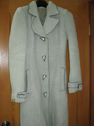 Продам: Пальто жен.
