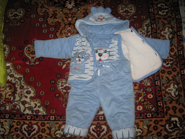 Продам: детский демисезонный комбинезон и куртка