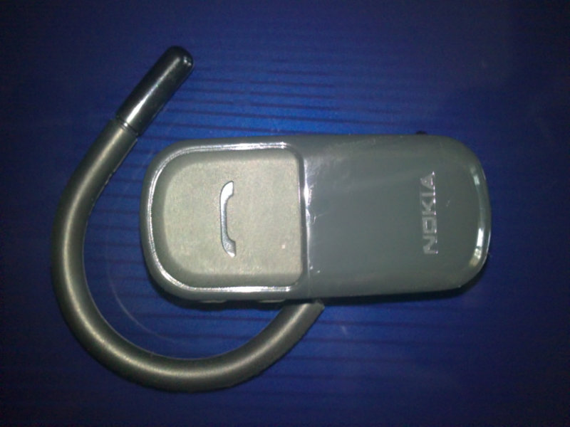 Продам: Bluetooth гарнитура Nokia BH-104