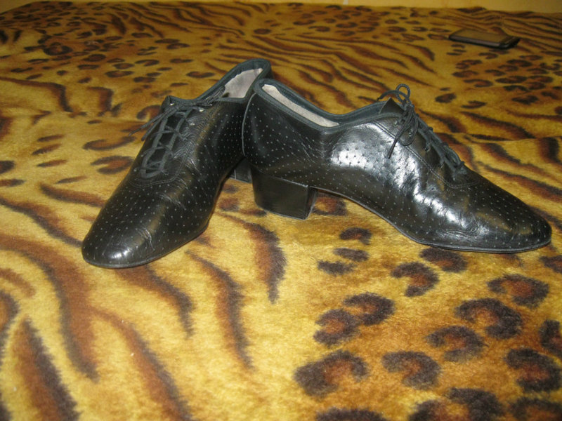 Продам: Туфли для занятий бальными танцами