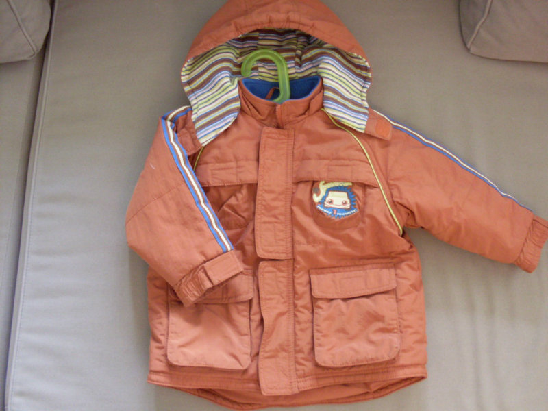 Продам: Куртка для мальчика р-р92
