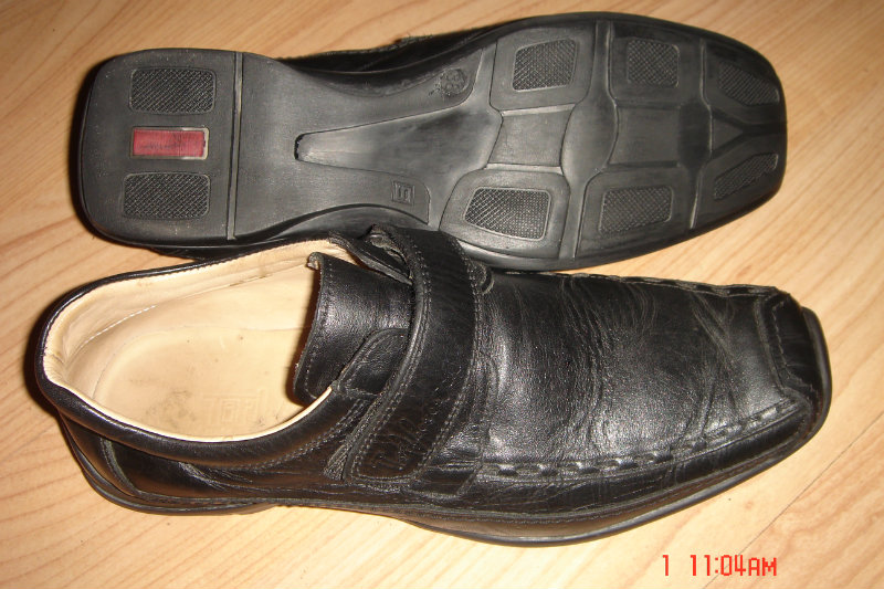 Продам: туфли подростковые на мальчика 38 размер
