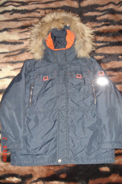 Продам: куртка зимняя подростковая на 152 см