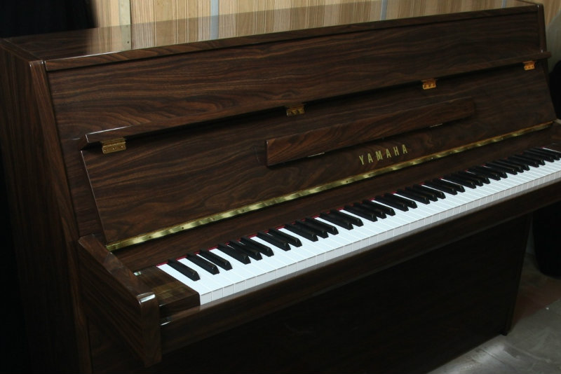 Продам: пианино импортное