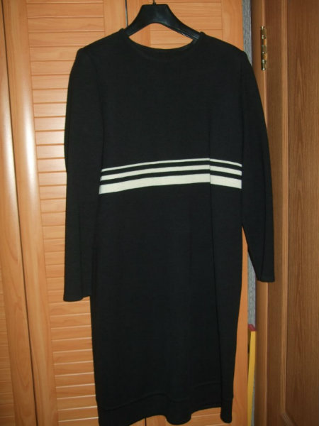 Продам: вязанное шерстяное платье