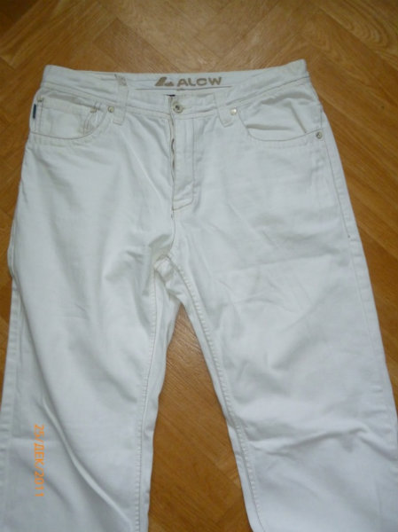 Продам: Дизайнерские джинсы Angelo Litrico