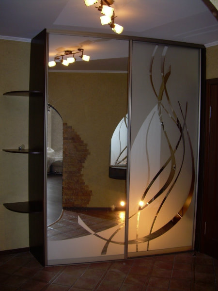 Продам: зеркало с пескоструйным матовым рисунком