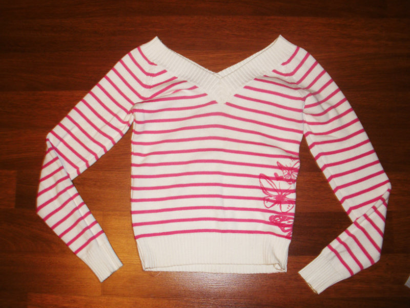 Продам: женский свитер