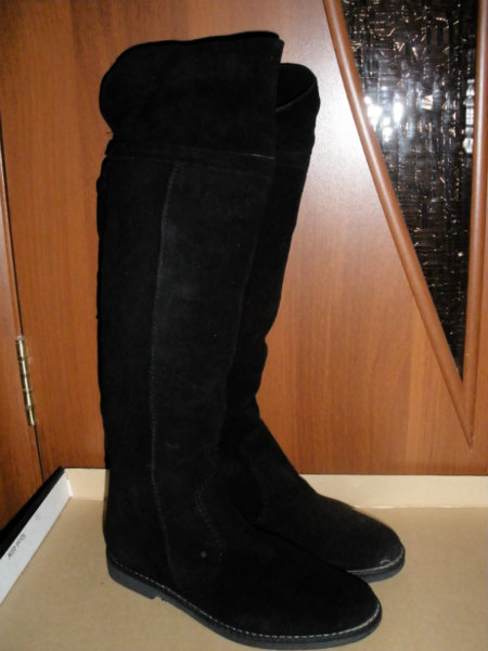 Продам: женские высокие  сапоги ботфорты