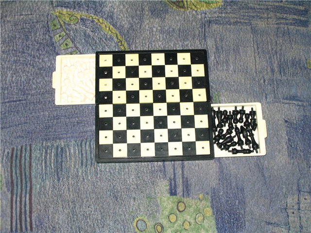 Продам: шахматы дорожные магнитные