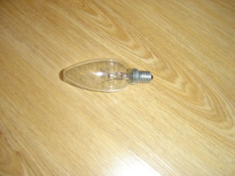 Продам: Лампочки накаливания с маленьким цоколем