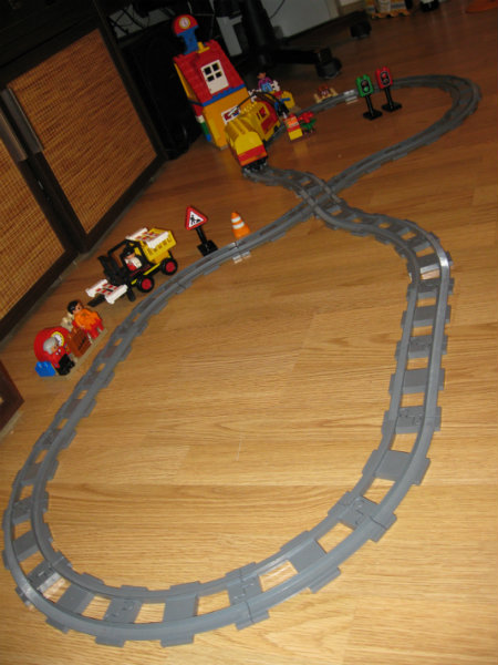 Продам: Lego duplo железная дорога