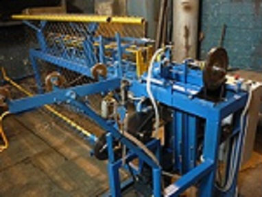 Продам: Станок-автомат для плетения сетки рабицы
