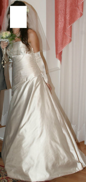 Продам: Счастливое свадебное платье