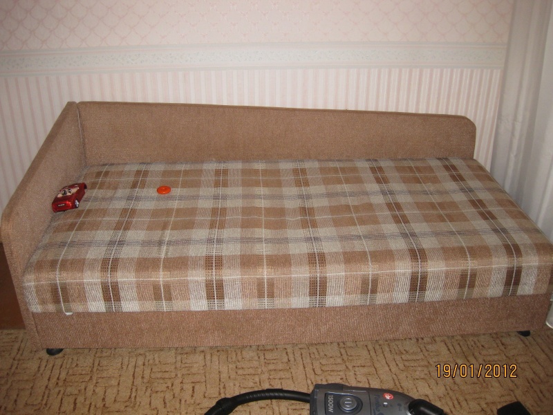 Продам: диван 1 спальный