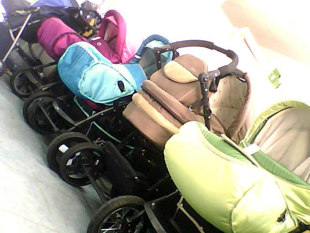 Предложение: детскую коляску