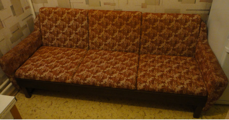 Отдам даром: Мягкий удобный диванчик