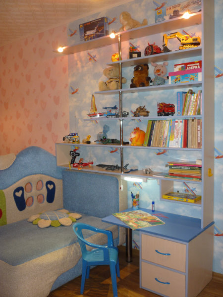 Продам: Комплект детской мебели